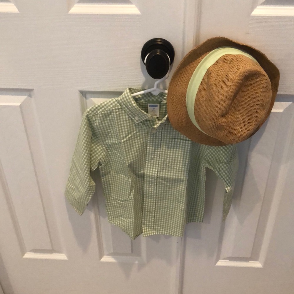 Button down shirt with Fedora